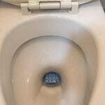 トイレ修理　スマホを落とした【大阪市浪速区】　　